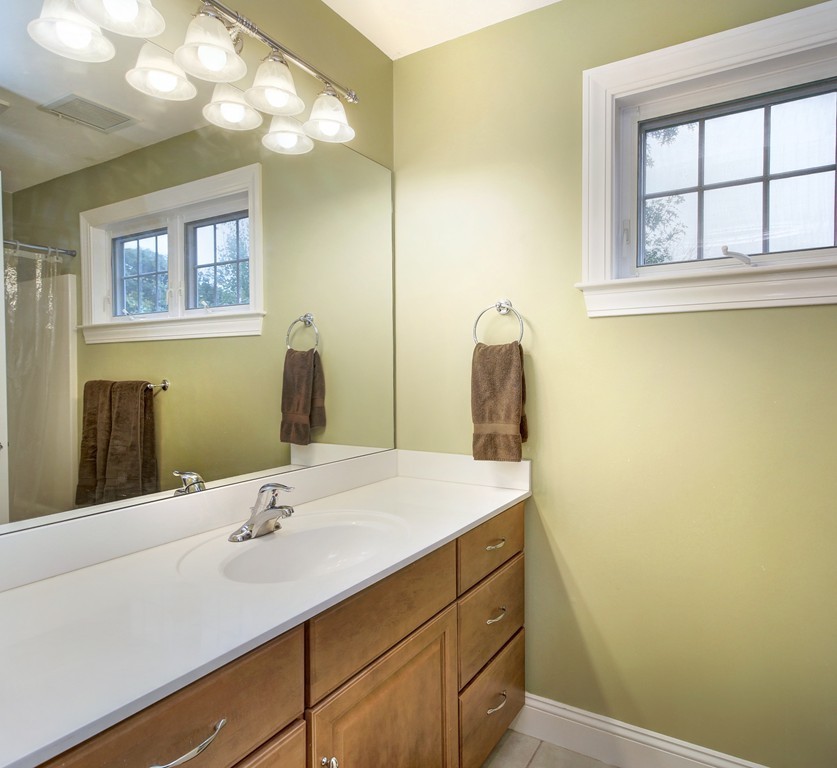 3 Ellis Road Norton, MA 02766 - Photo 18 of 29 Gallery Image 18