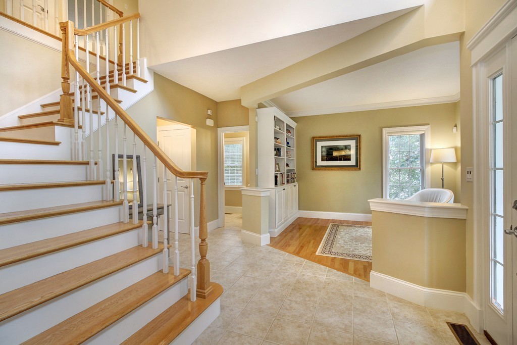 3 Ellis Road Norton, MA 02766 - Photo 2 of 29 Gallery Image 2