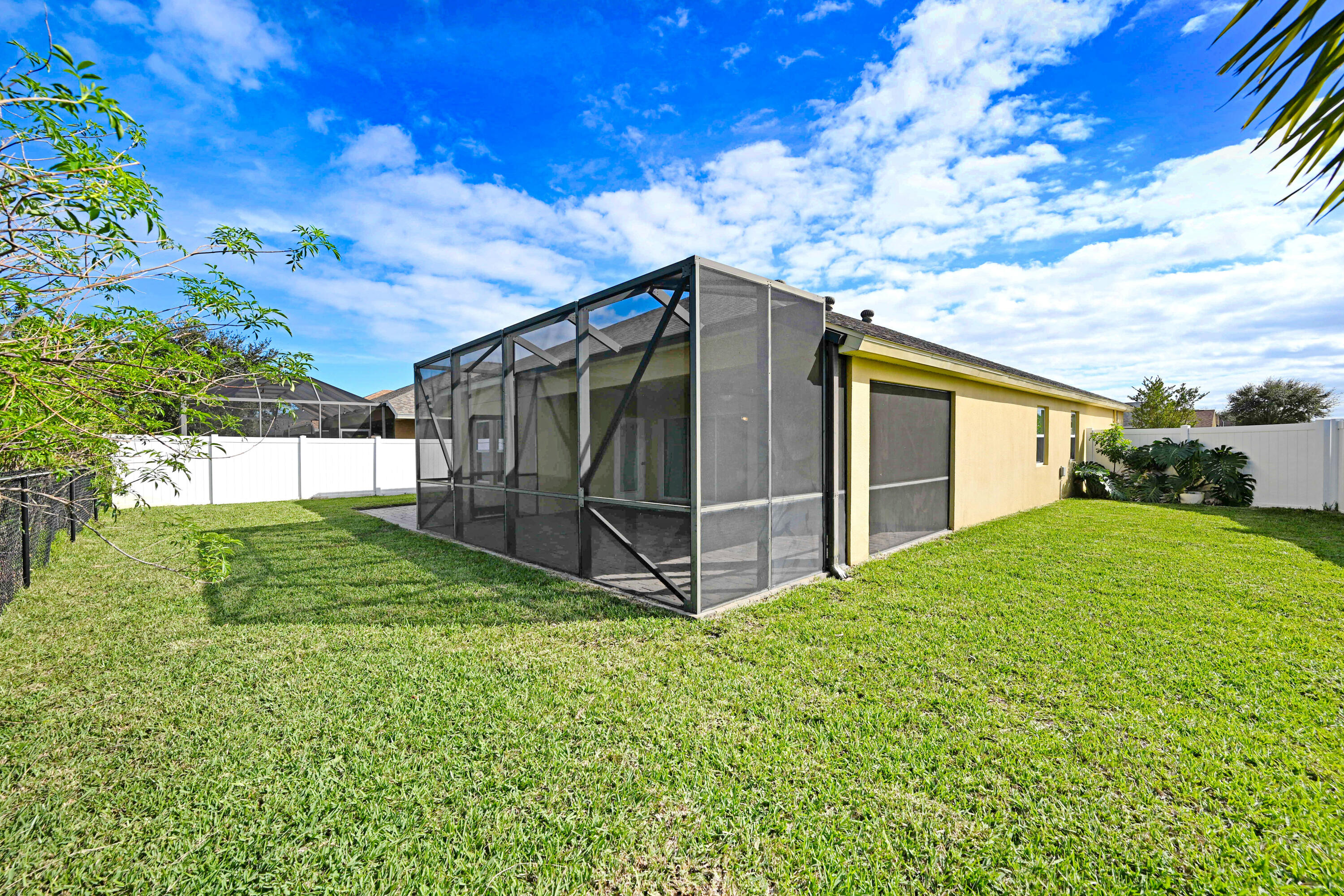 3901 Brantley Circle Rockledge, FL 32955 - Photo 4 of 33