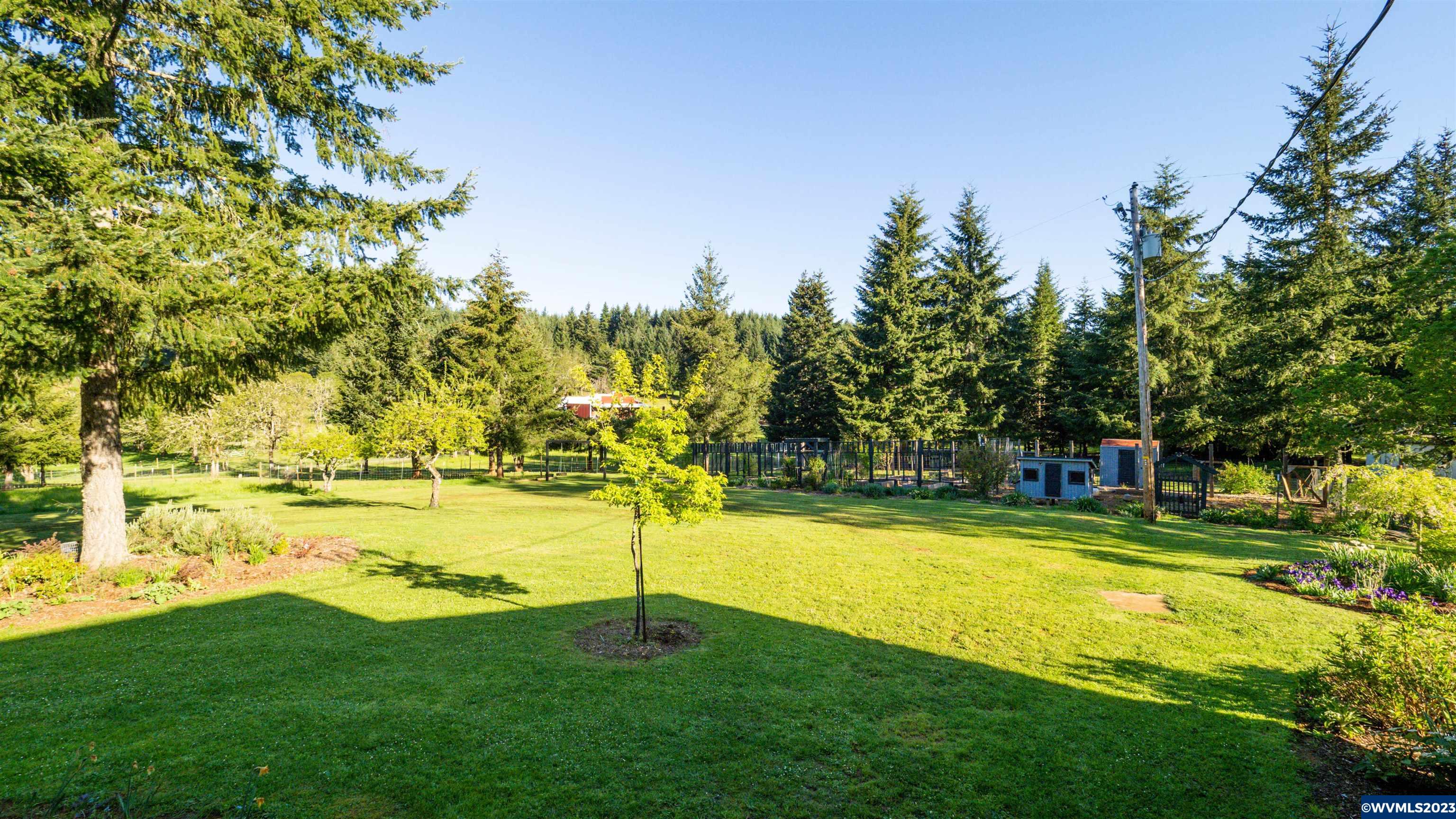 17195 Richardson Road Dallas, OR 97338 - Photo 21 of 40