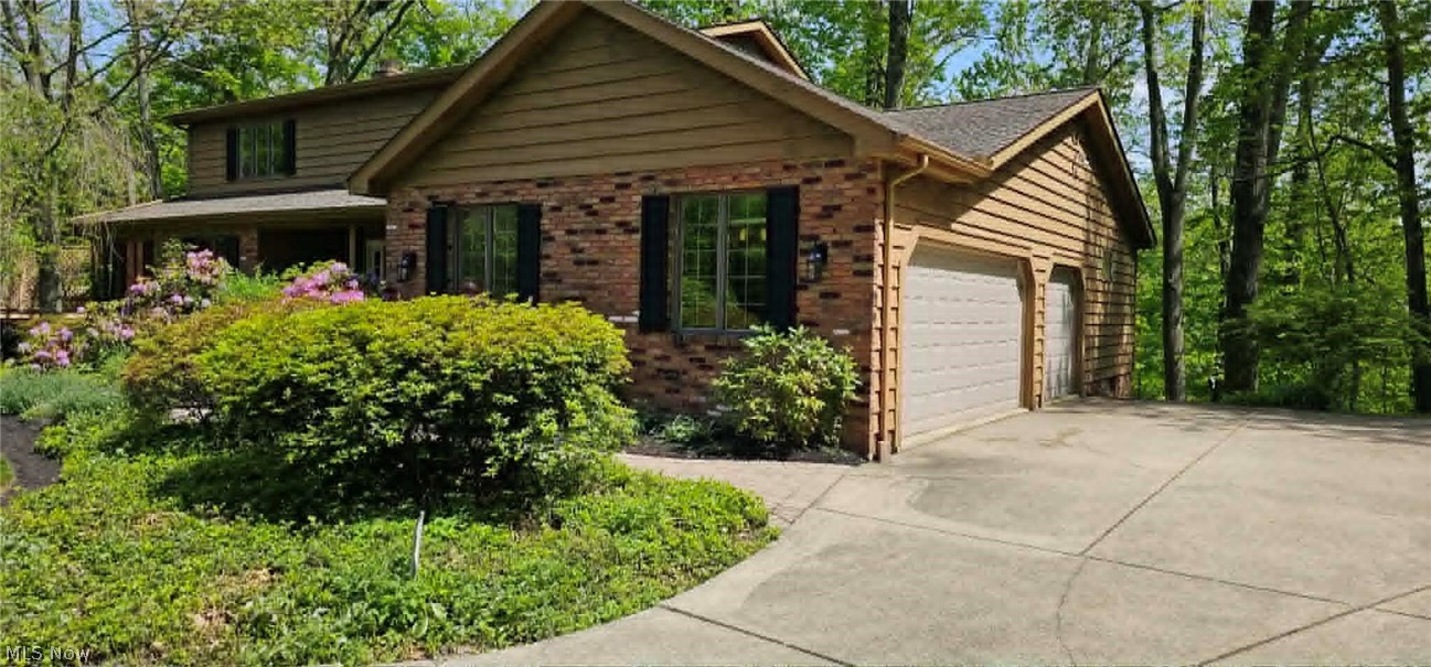 35970 Timber Ridge Lane Willoughby, OH 44094 - Photo 4 of 50
