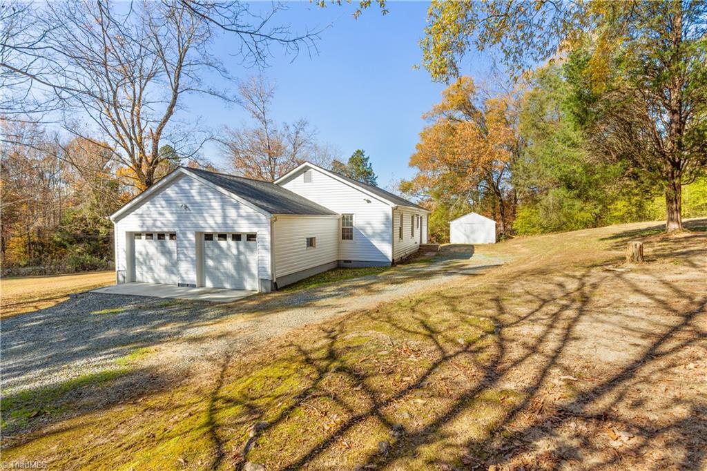 720 Clodfelter Road Thomasville, NC 27360 - Photo 31 of 47 Gallery Image 31