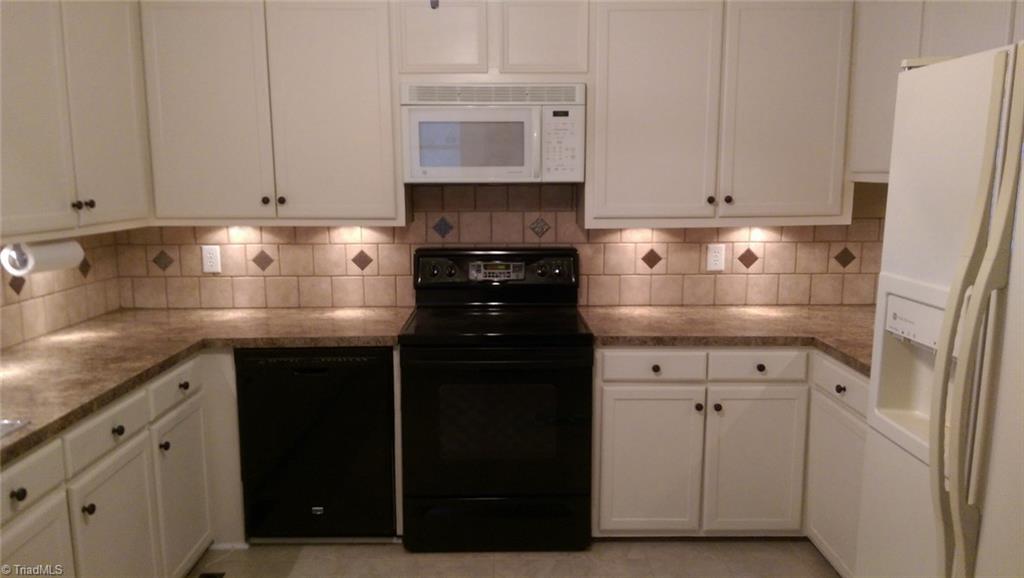 2829 Arnold Road Lexington, NC 27295 - Photo 4 of 25 Gallery Image 4