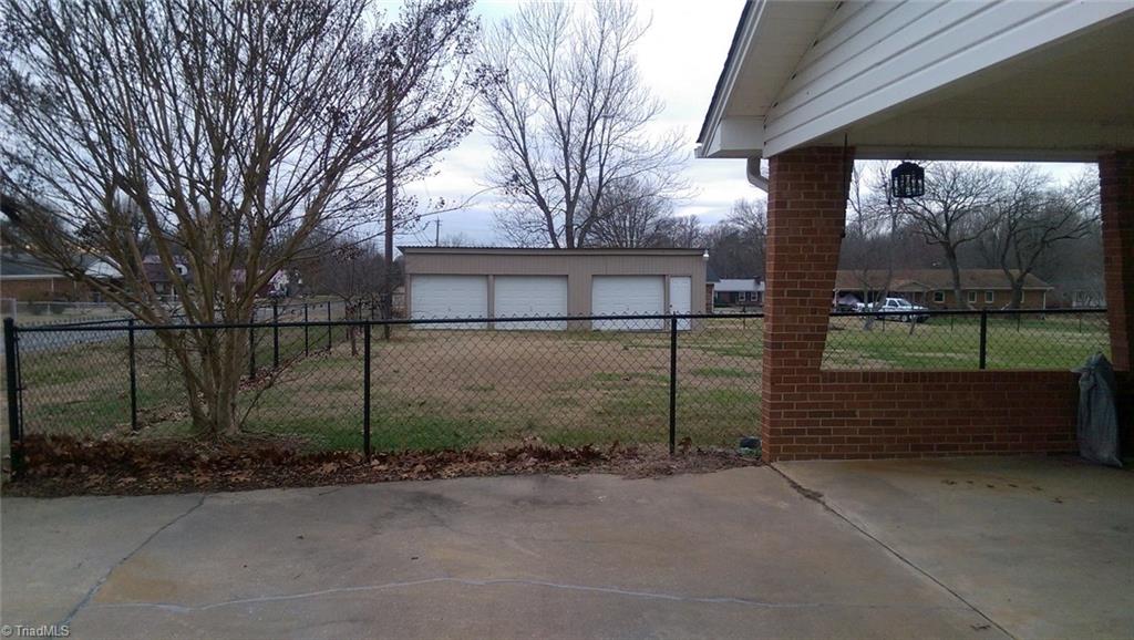 2829 Arnold Road Lexington, NC 27295 - Photo 8 of 25 Gallery Image 8