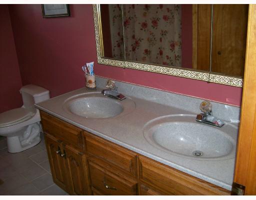 1887 Sandy Lake-Grove City Road Jackson Center, PA 16133 - Photo 6 of 8 Master Bath/Spa.