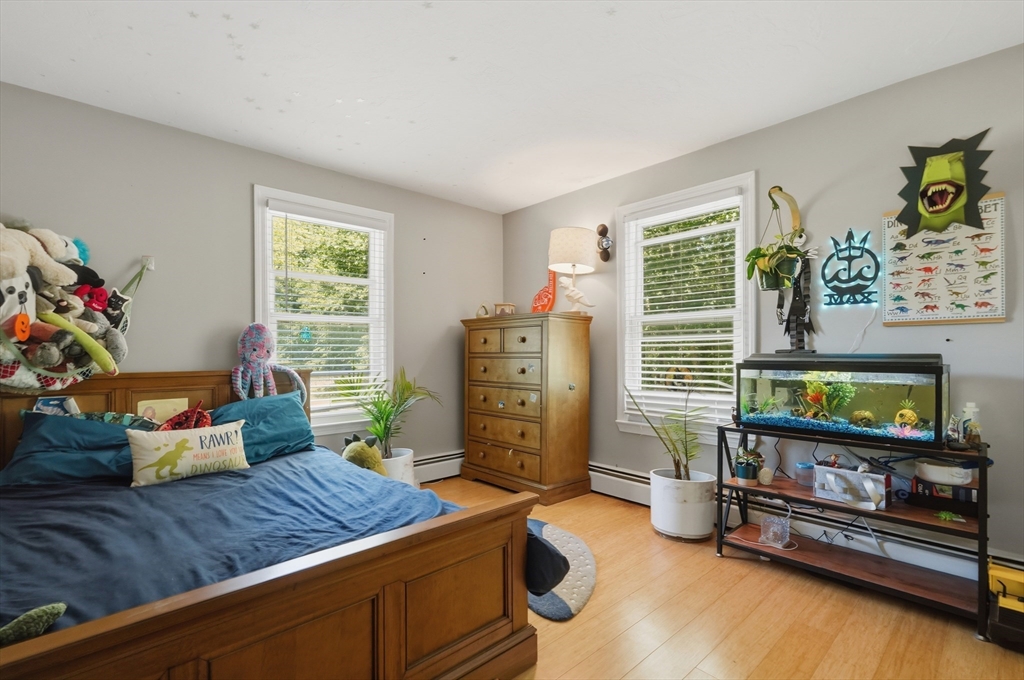 56 King Street Uxbridge, MA 01569 - Photo 13 of 35