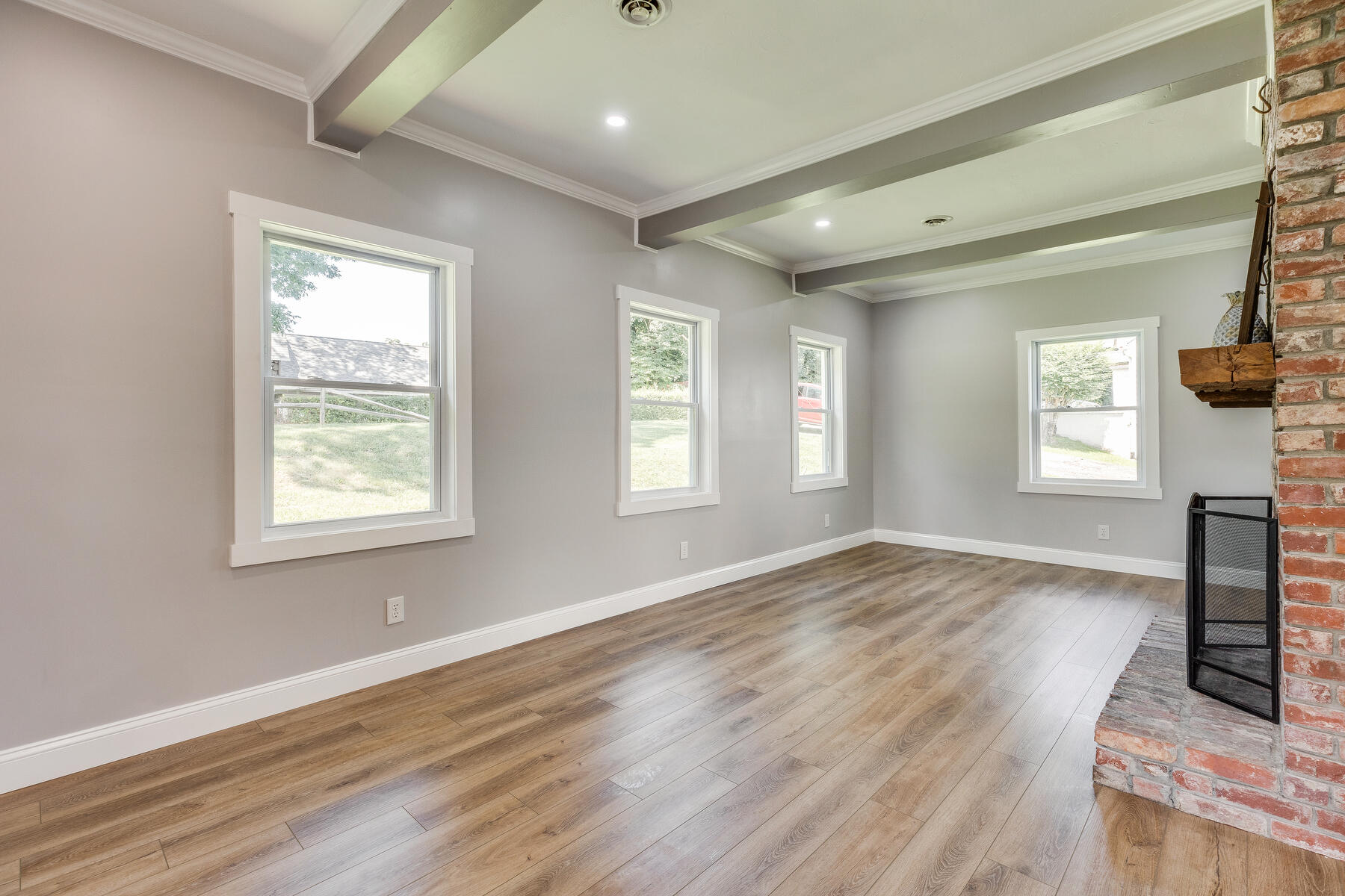 4561 Old Stage Road Kingsport, TN 37664 - Photo 16 of 76 016