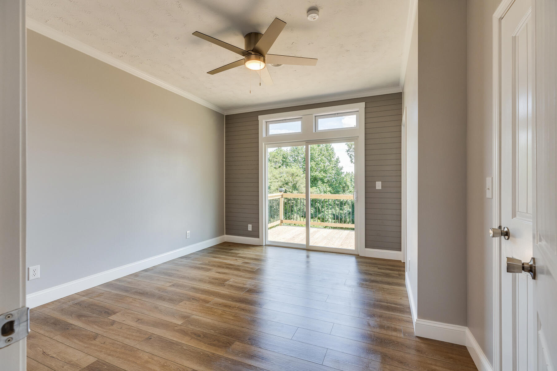 4561 Old Stage Road Kingsport, TN 37664 - Photo 19 of 76 020