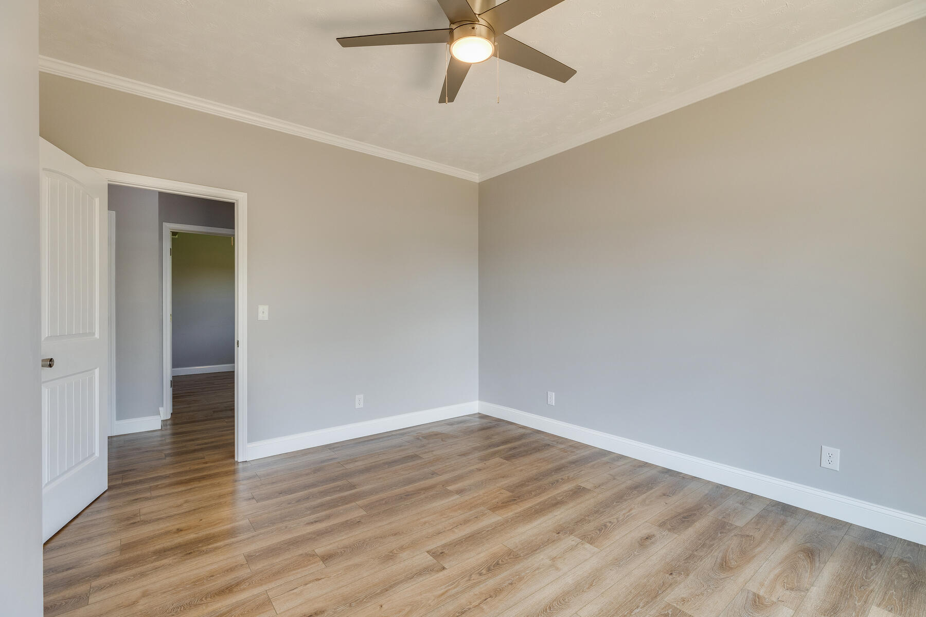 4561 Old Stage Road Kingsport, TN 37664 - Photo 20 of 76 021