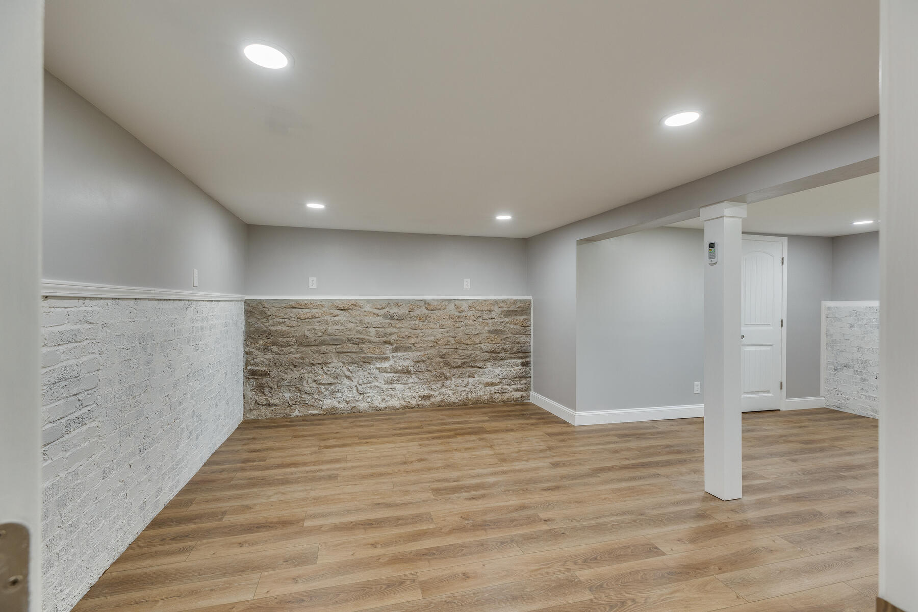 4561 Old Stage Road Kingsport, TN 37664 - Photo 36 of 76 038