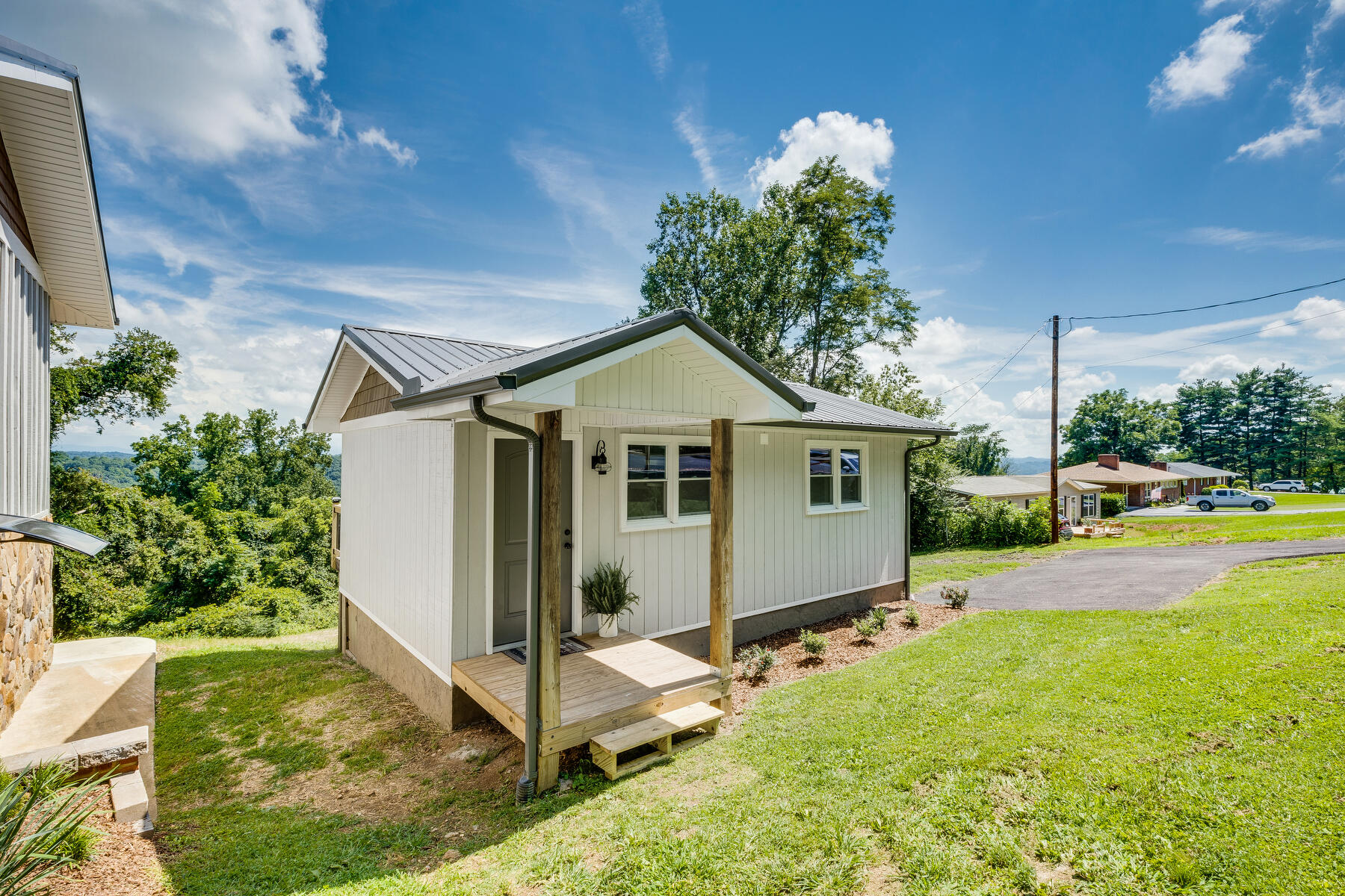 4561 Old Stage Road Kingsport, TN 37664 - Photo 46 of 76 048