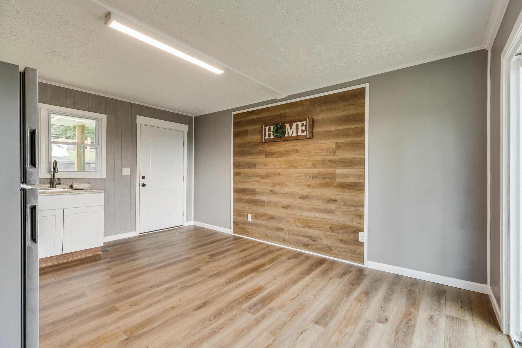 4561 Old Stage Road Kingsport, TN 37664 - Photo 51 of 76 053