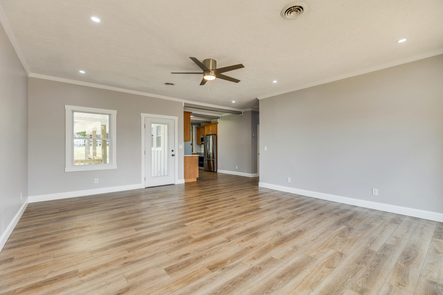 4561 Old Stage Road Kingsport, TN 37664 - Photo 9 of 76 009