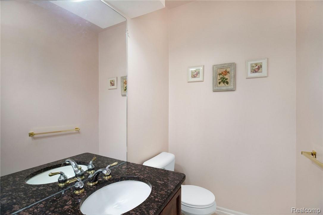 46970 Eastbourne Road Canton, MI 48188 - Photo 10 of 41 RM_12.jpg