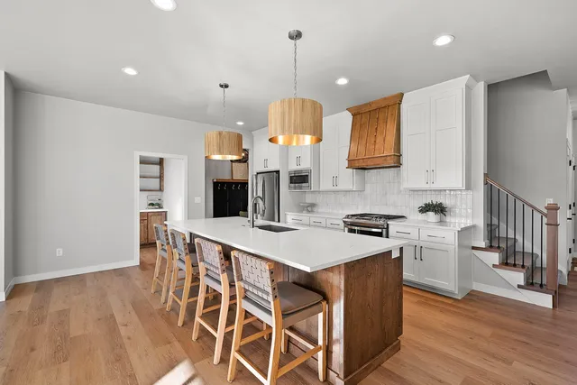 $699,900 | 3410 Sitka Street, Green Bay, WI 54311