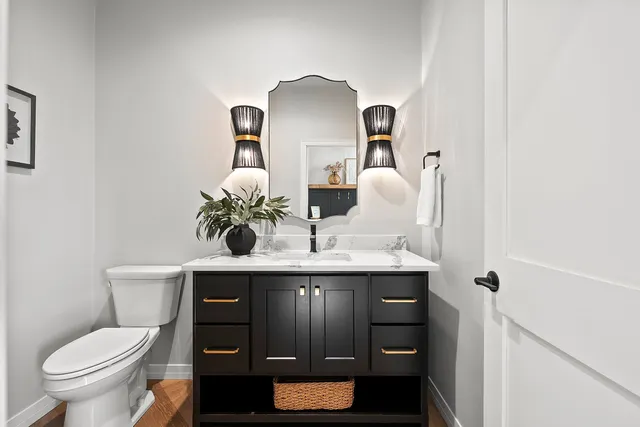 $699,900 | 3410 Sitka Street, Green Bay, WI 54311