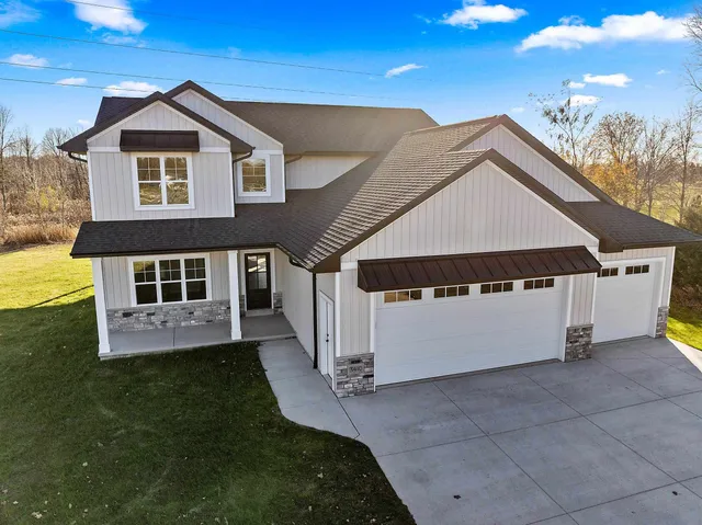$699,900 | 3410 Sitka Street, Green Bay, WI 54311