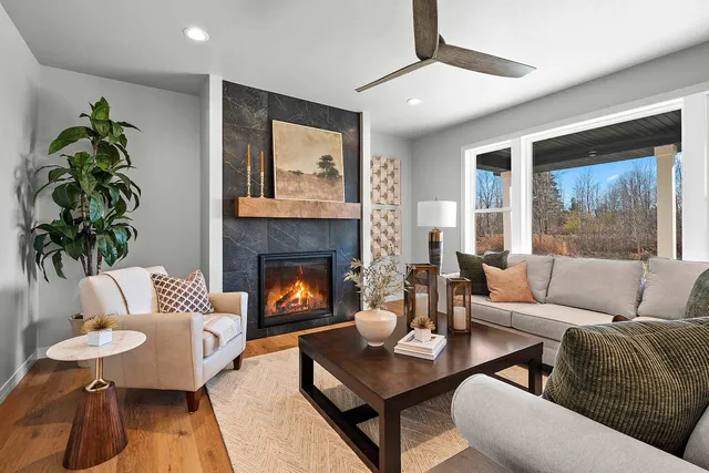 $699,900 | 3410 Sitka Street, Green Bay, WI 54311