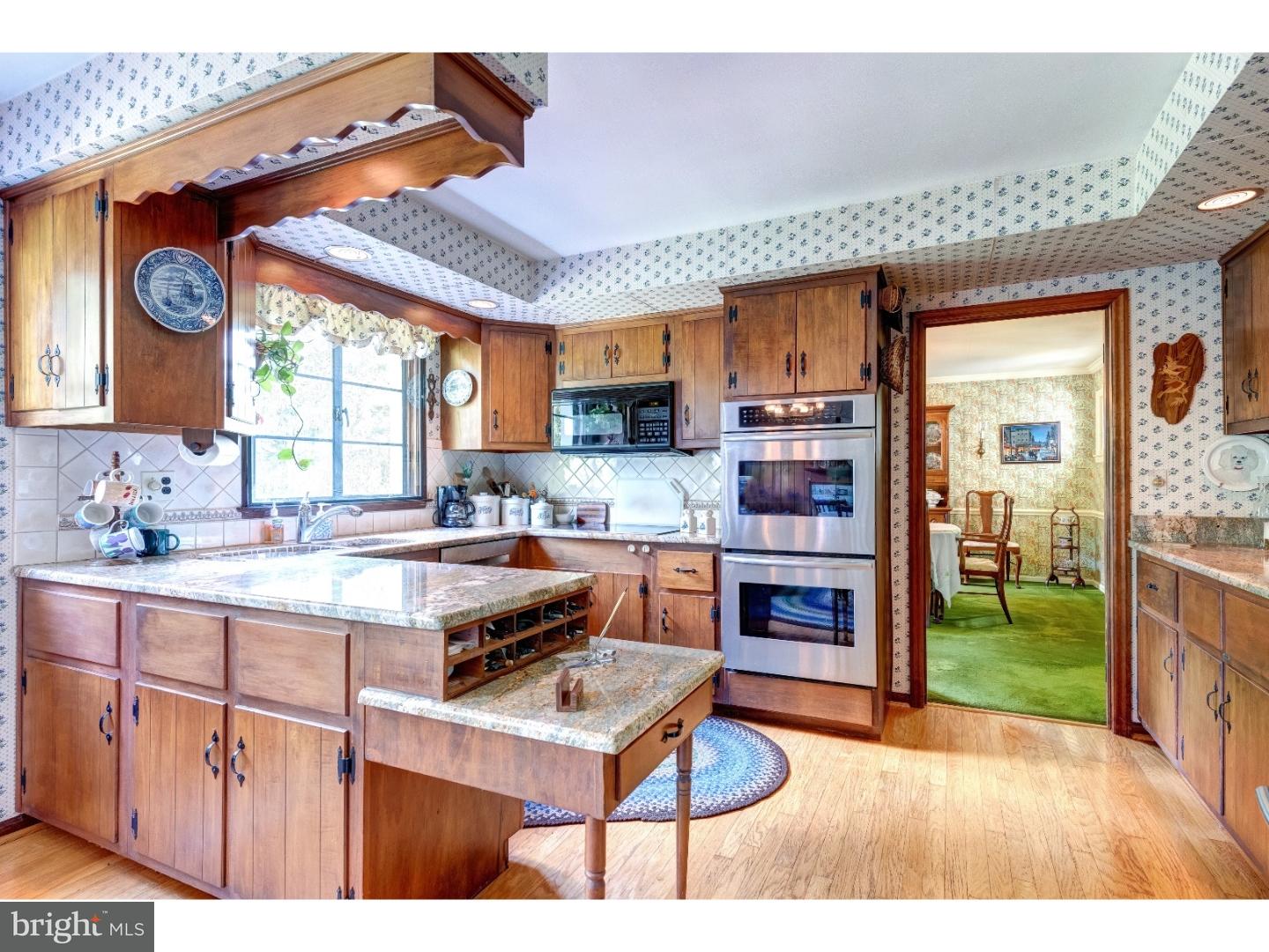 606 Gulph Road Wayne, PA 19087 - Photo 7 of 21