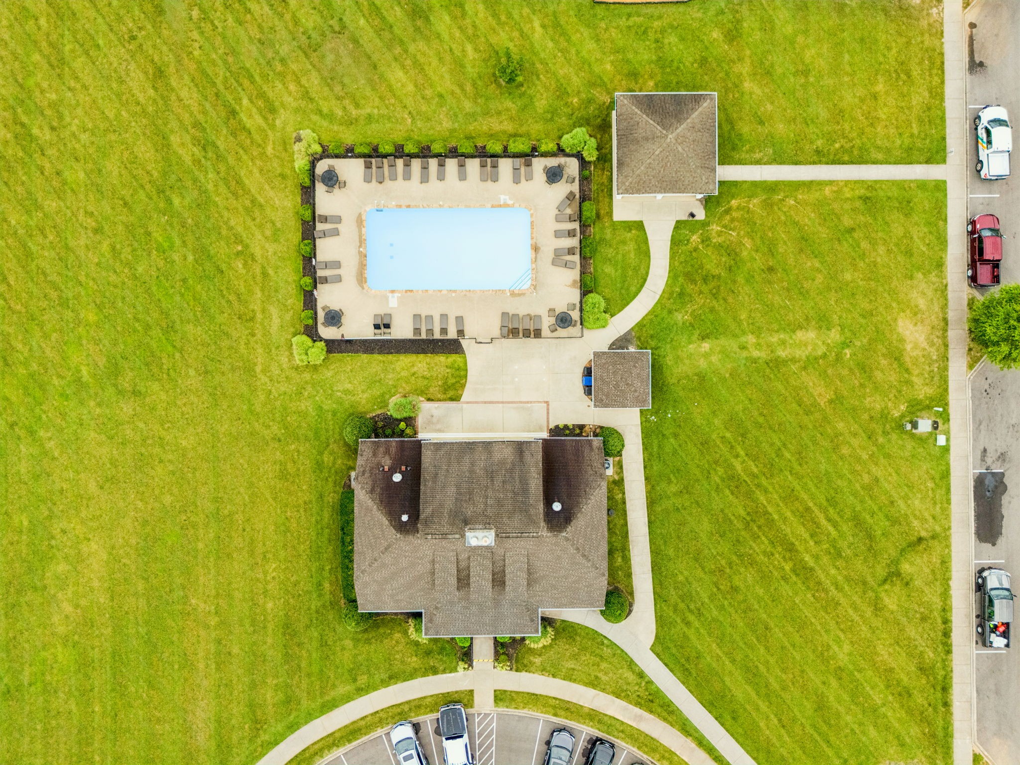 188 Whitman Alley Clarksville, TN 37043 - Photo 20 of 28 a room with a sink