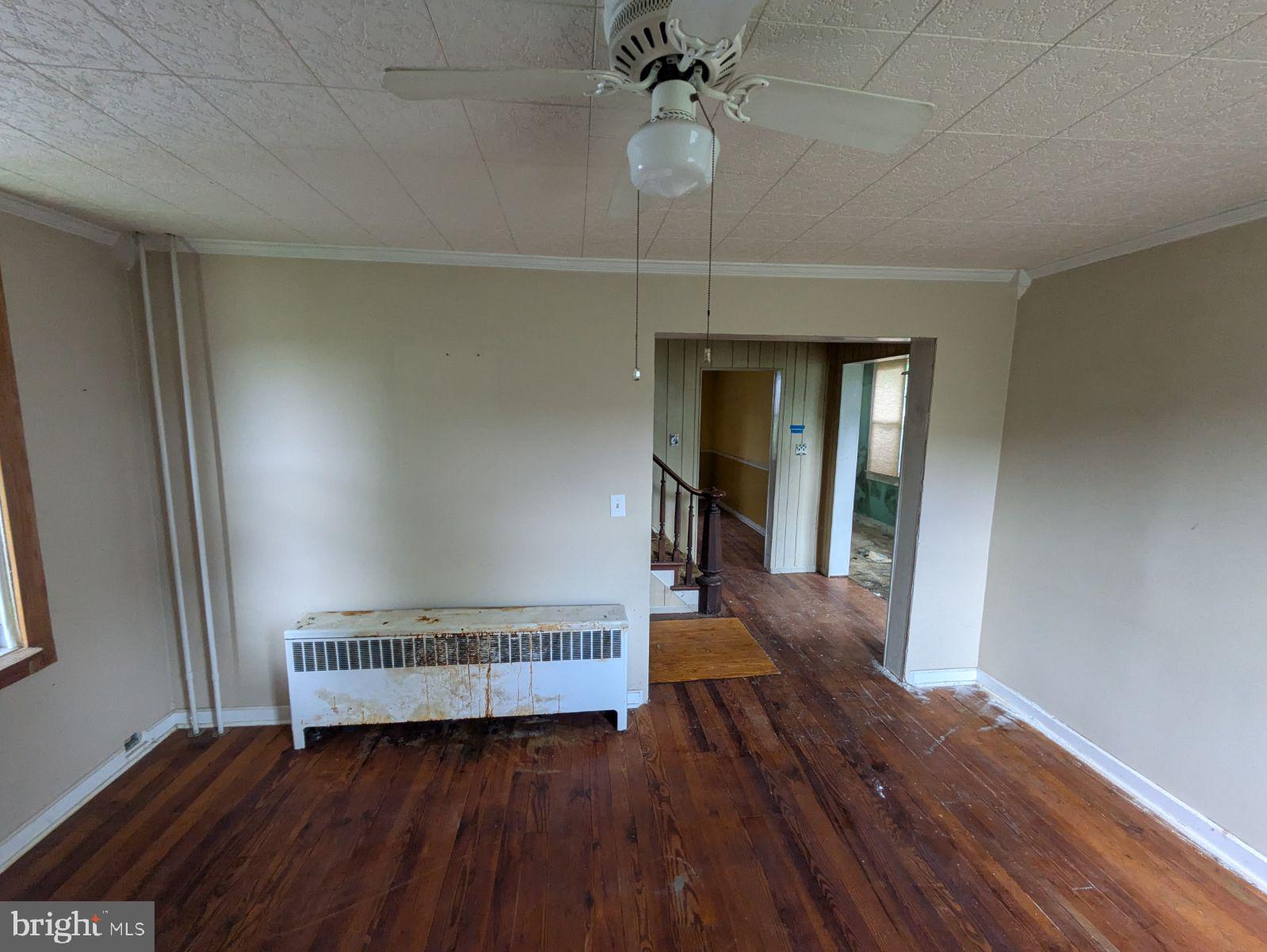 12803 Cobblestone Road Northwest Mount Savage, MD 21545 - Photo 2 of 31 living room