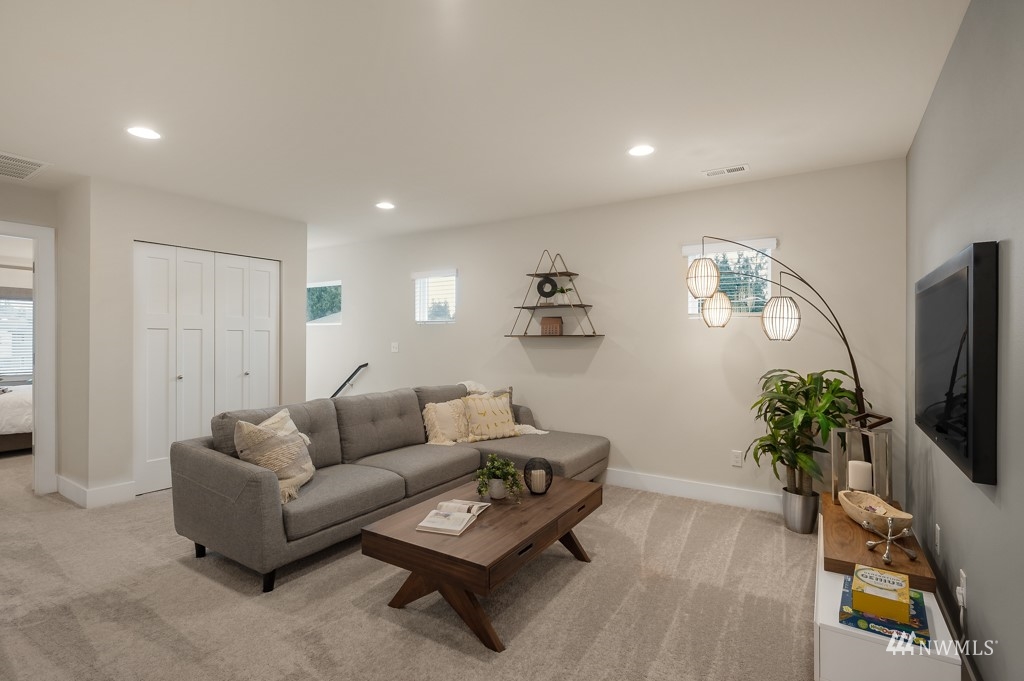 22905 22nd Avenue West, Unit EP30 Bothell, WA 98021 - Photo 18 of 35