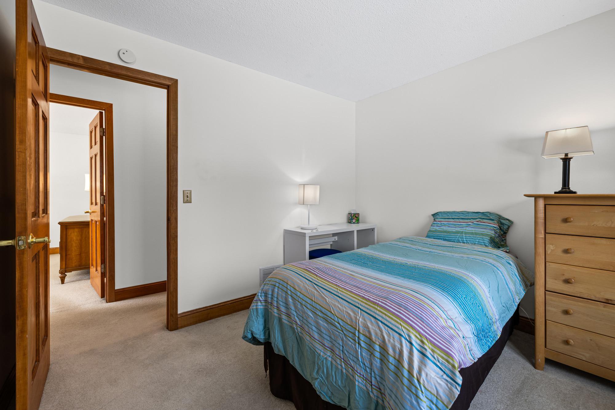 16800 Creek Ridge Trail Minnetonka, MN 55345 - Photo 26 of 42