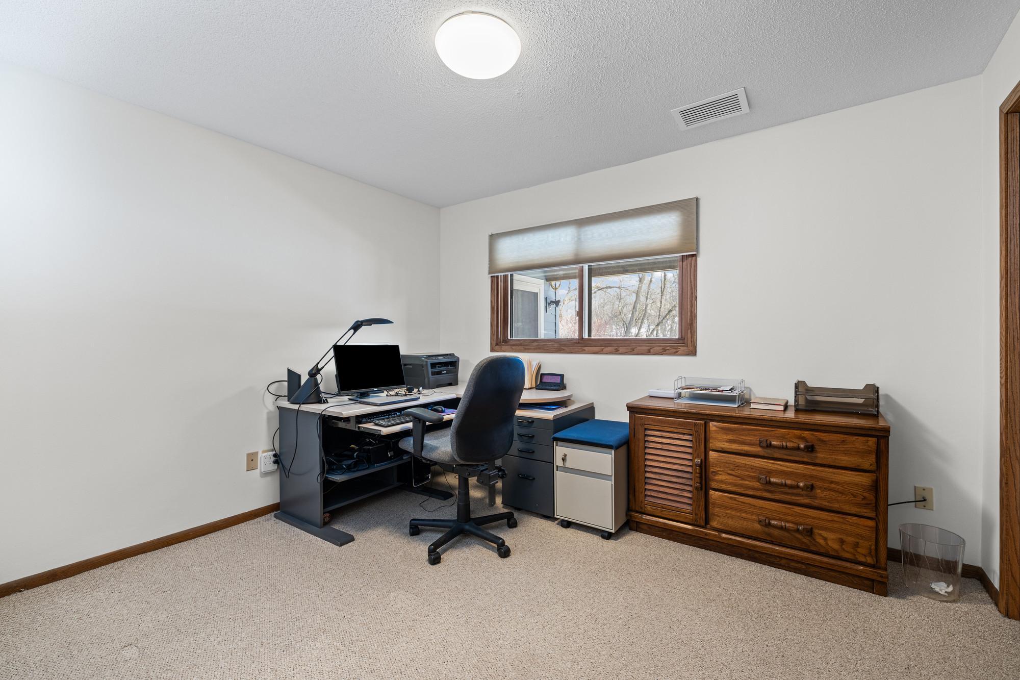 16800 Creek Ridge Trail Minnetonka, MN 55345 - Photo 31 of 42