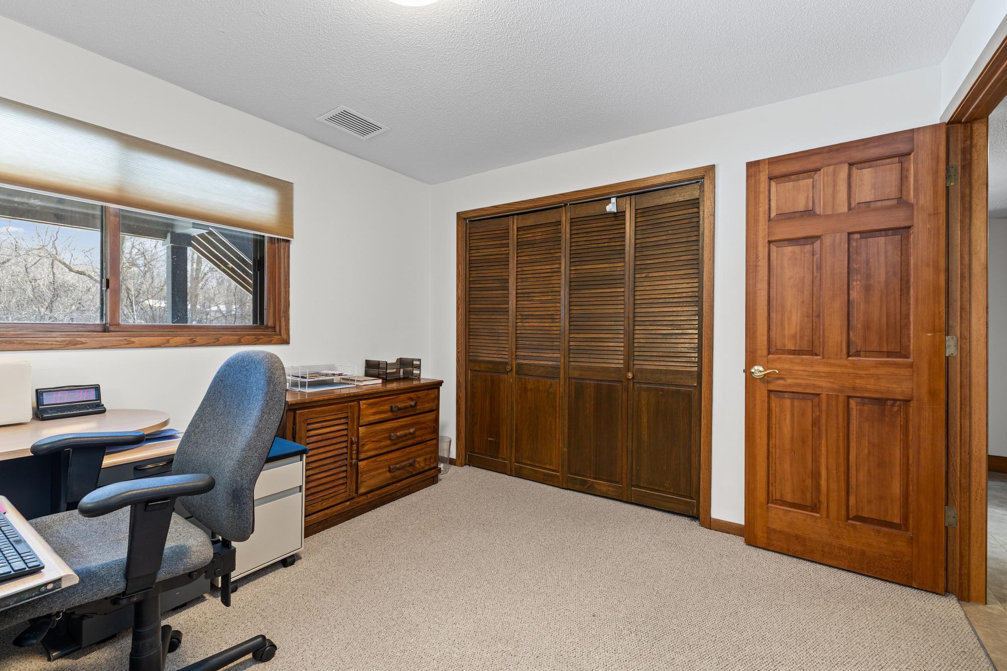 16800 Creek Ridge Trail Minnetonka, MN 55345 - Photo 32 of 42