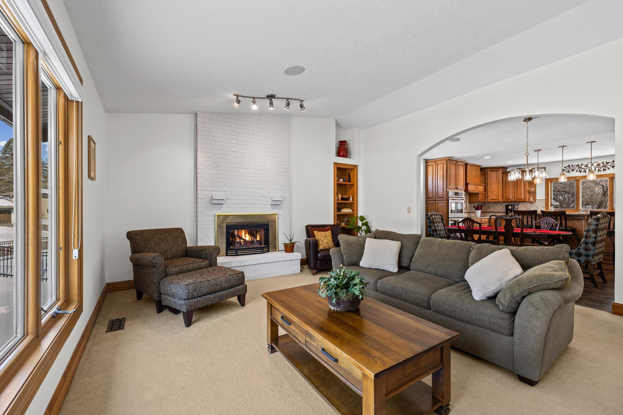 16800 Creek Ridge Trail Minnetonka, MN 55345 - Photo 6 of 42