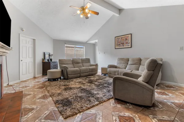 $215,000 | 12147 Swords Creek Road, Houston, TX 77067