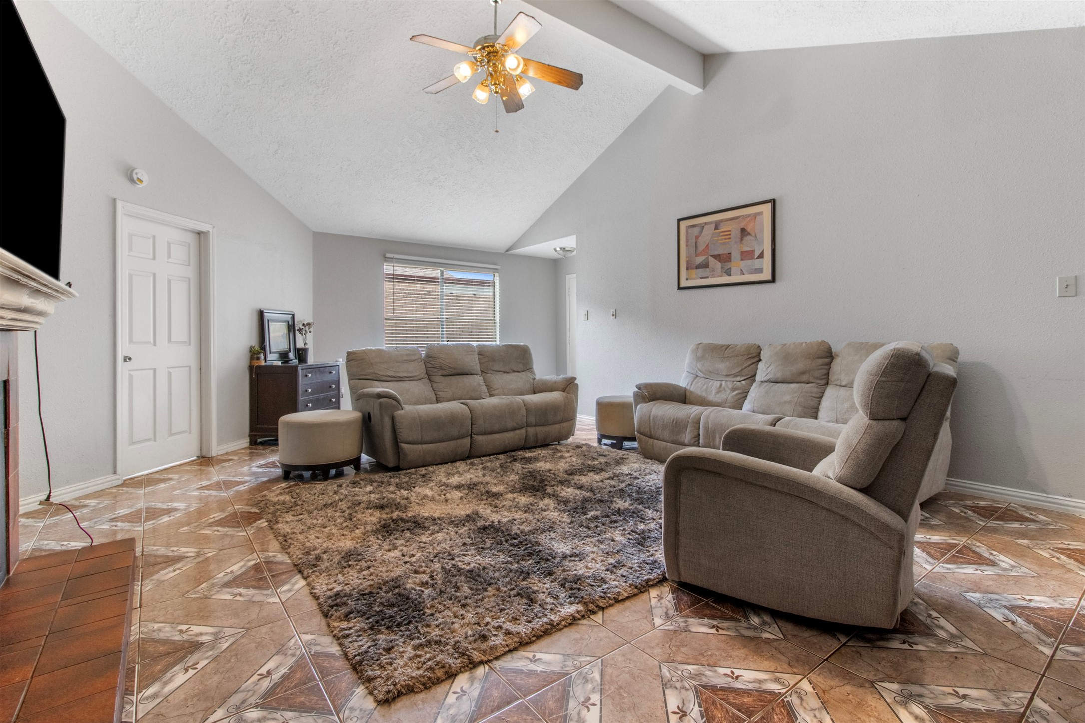 12147 Swords Creek Road Houston, TX 77067 - Photo 1 of 25