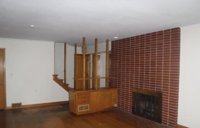 2563 Berwyn Road Columbus, OH 43221 - Photo 3 of 12