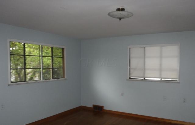 2563 Berwyn Road Columbus, OH 43221 - Photo 10 of 12