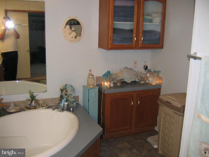 2171 Kenbrook Road Lebanon, PA 17046 - Photo 12 of 25 Bathroom