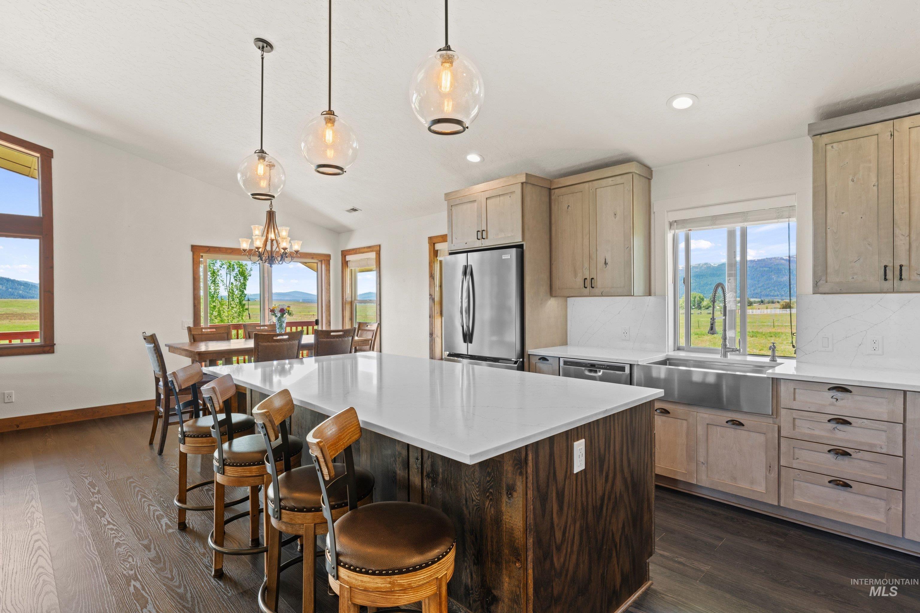 136 Goslin Loop Cascade, ID 83611 - Photo 20 of 50