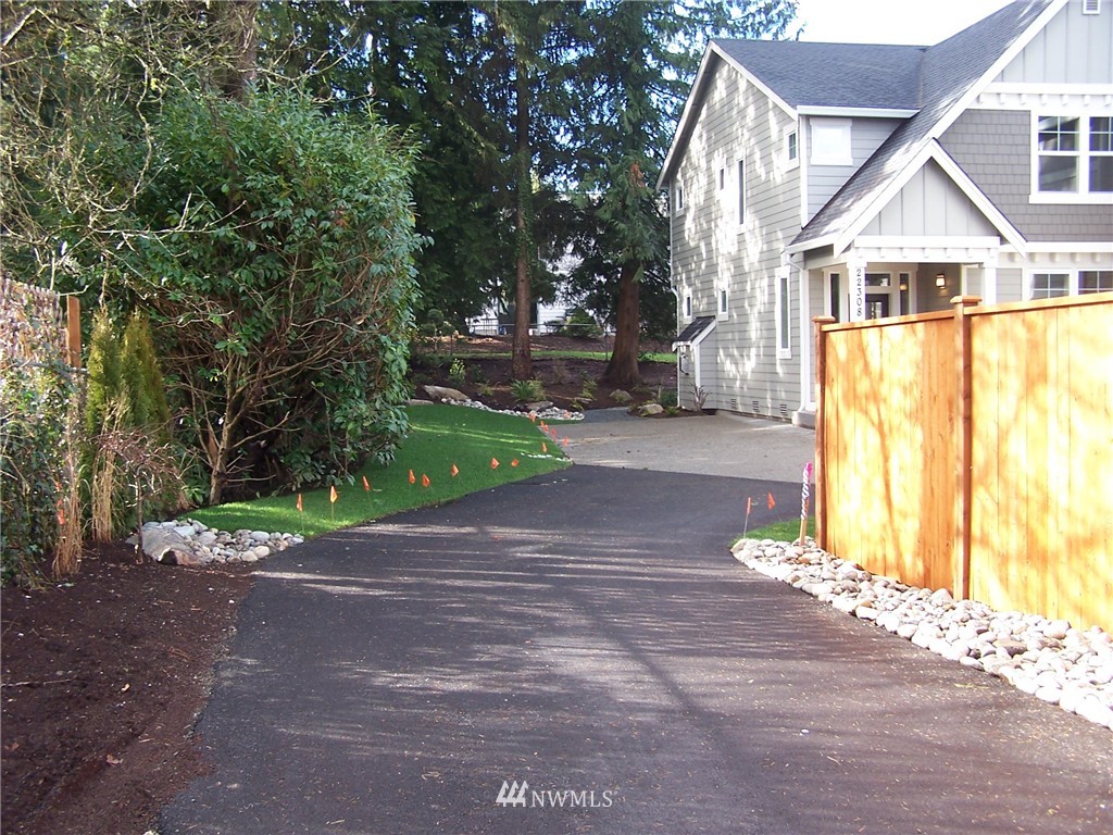22308 Brier Road Brier, WA 98036 - Photo 2 of 21 Gallery Image 2