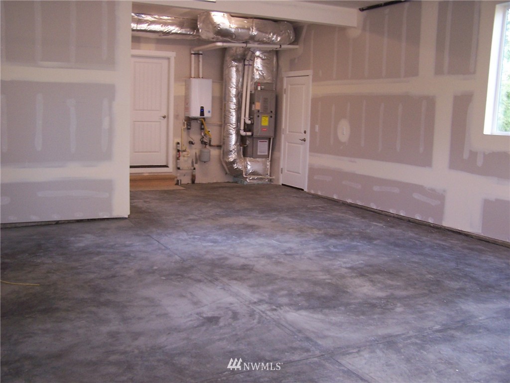 22308 Brier Road Brier, WA 98036 - Photo 12 of 21 Gallery Image 12