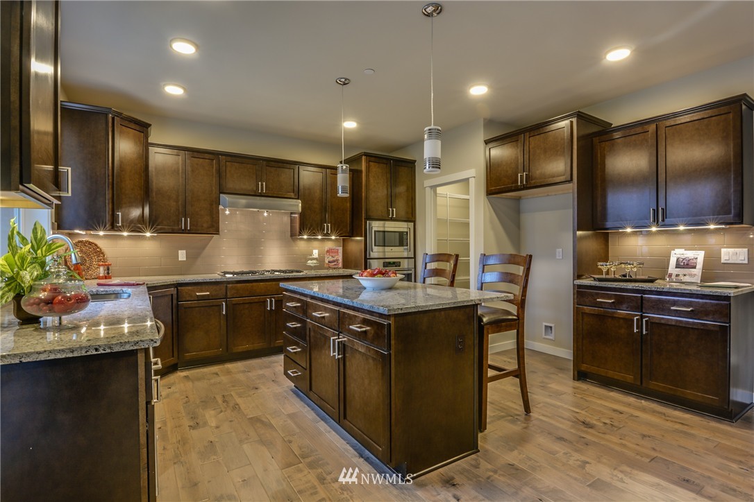 22308 Brier Road Brier, WA 98036 - Photo 15 of 21 Gallery Image 15