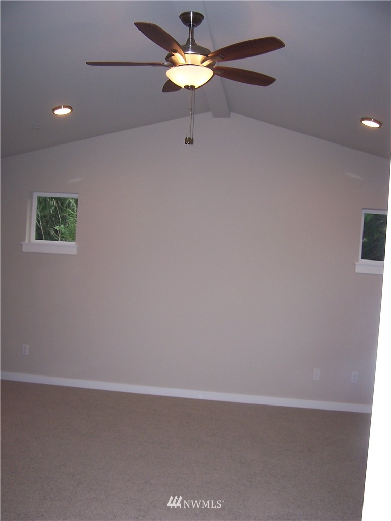 22308 Brier Road Brier, WA 98036 - Photo 8 of 21 Gallery Image 8