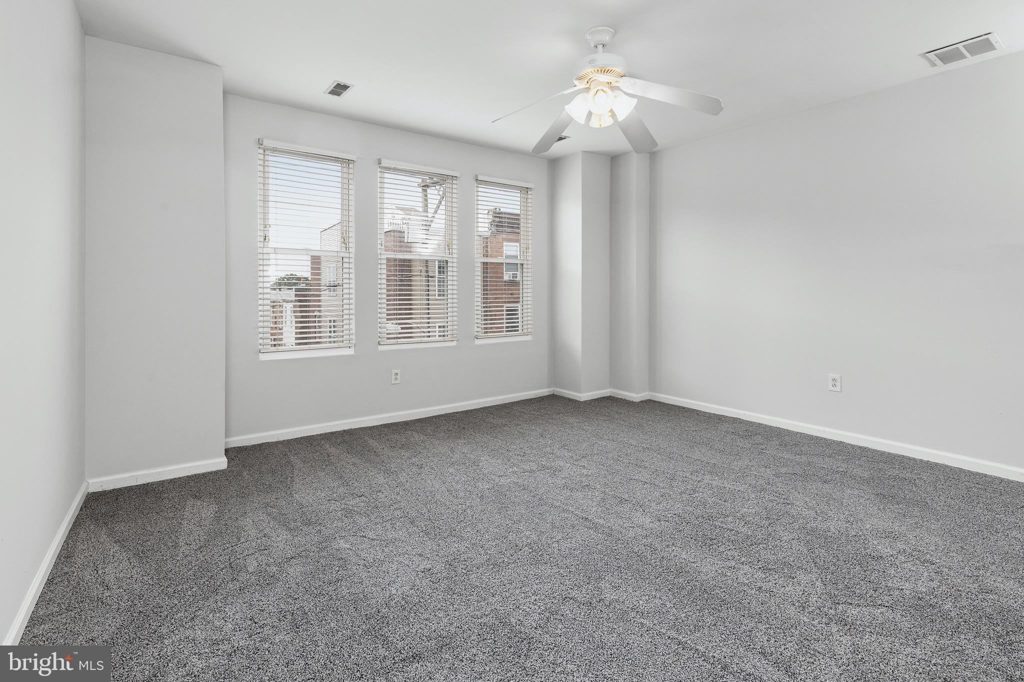 431 Tasker Street Philadelphia, PA 19148 - Photo 14 of 37 bedroom 1 of bi-level