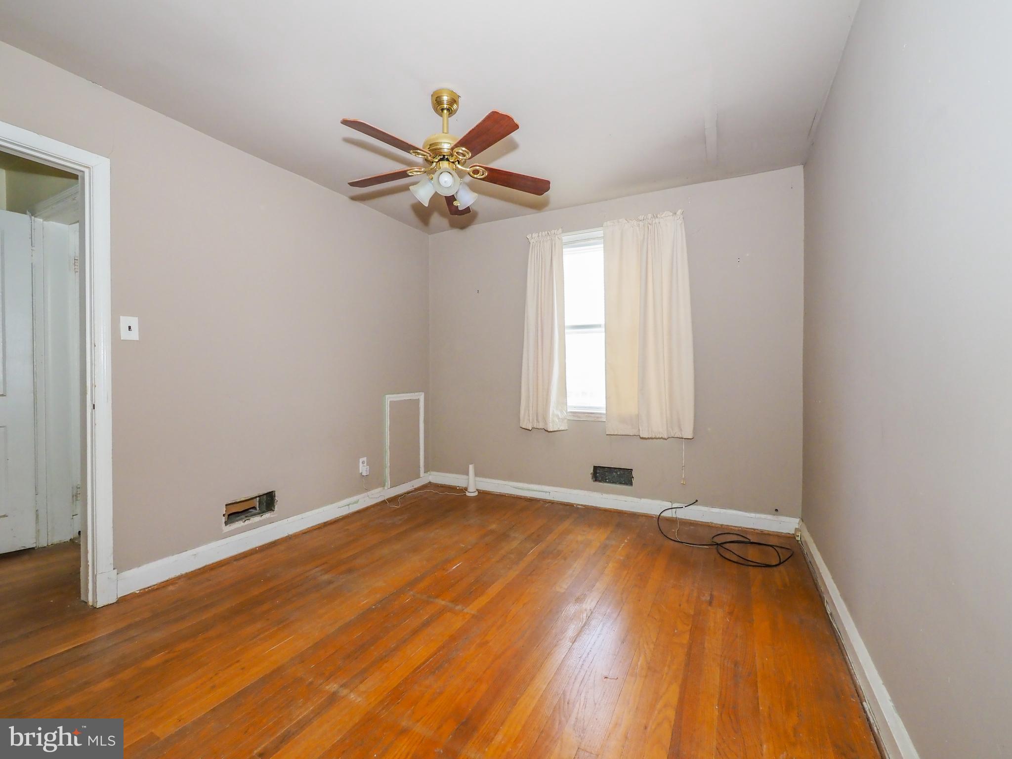 706 Bethnal Road Baltimore, MD 21229 - Photo 22 of 38