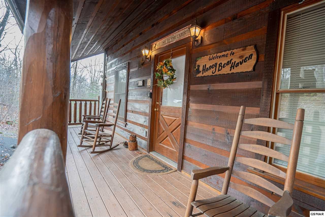 2251 Red Bud Road, Unit HONEYBEARCABIN Sevierville, TN 37876 - Photo 3 of 10 Gallery Image 3
