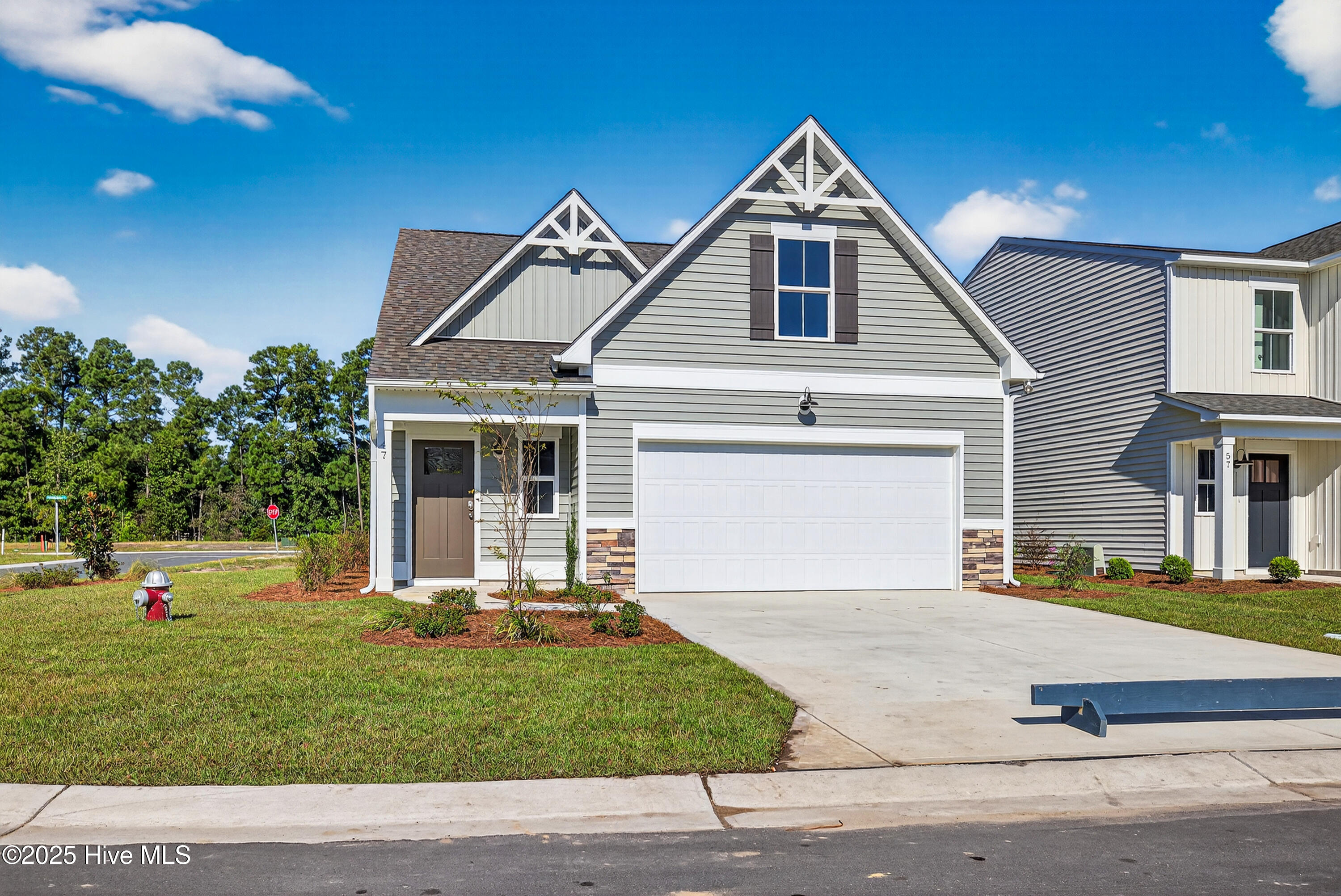 76 Cobbler Way, Unit 53 Hampstead, NC 28443 - Photo 3 of 34 001_6Q7A5410