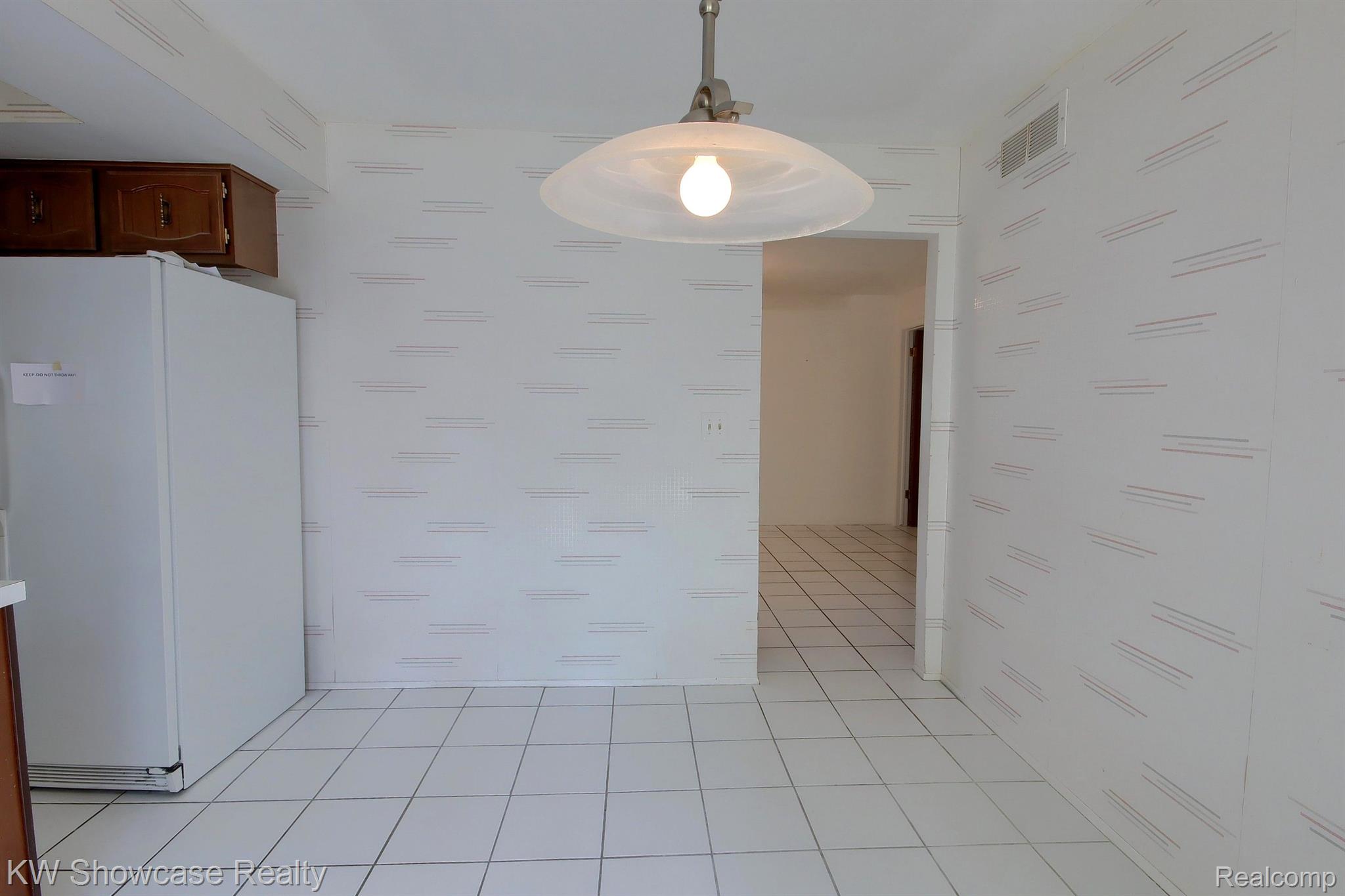 35127 Old Timber Road Farmington, MI 48331 - Photo 12 of 29 Gallery Image 12