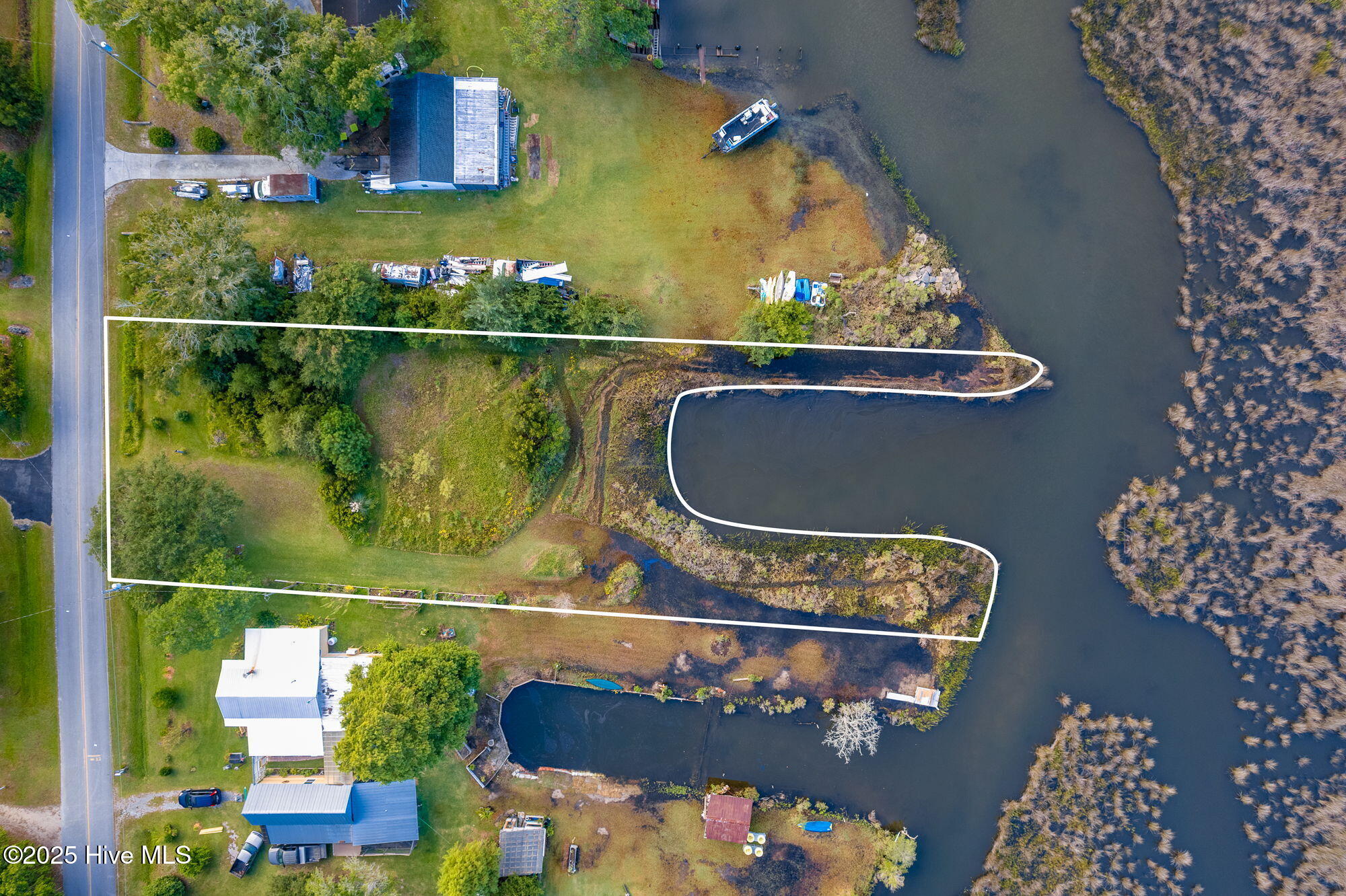 134 Goose Creek Loop Road Newport, NC 28570 - Photo 5 of 13 23-web-or-mls-chadwick-visuals-134-goose