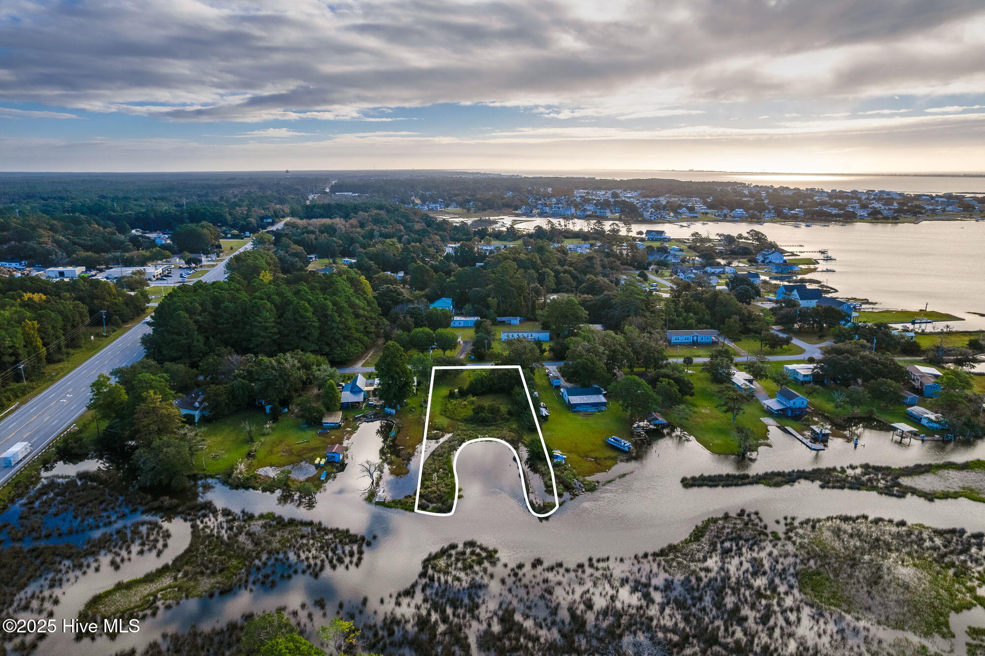 134 Goose Creek Loop Road Newport, NC 28570 - Photo 8 of 13 26-web-or-mls-chadwick-visuals-134-goose