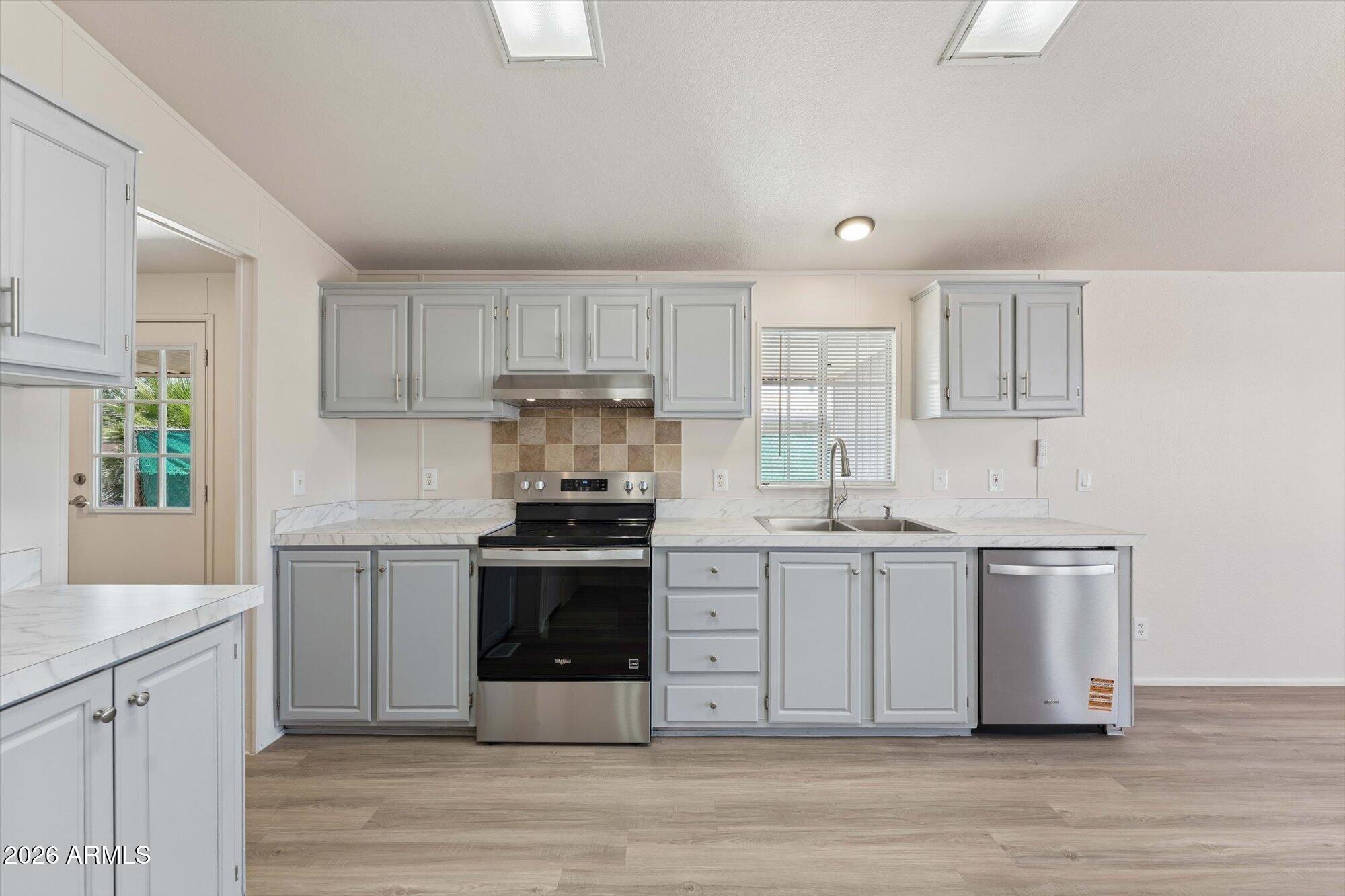 7438 East Baseline Road Mesa, AZ 85209 - Photo 11 of 27