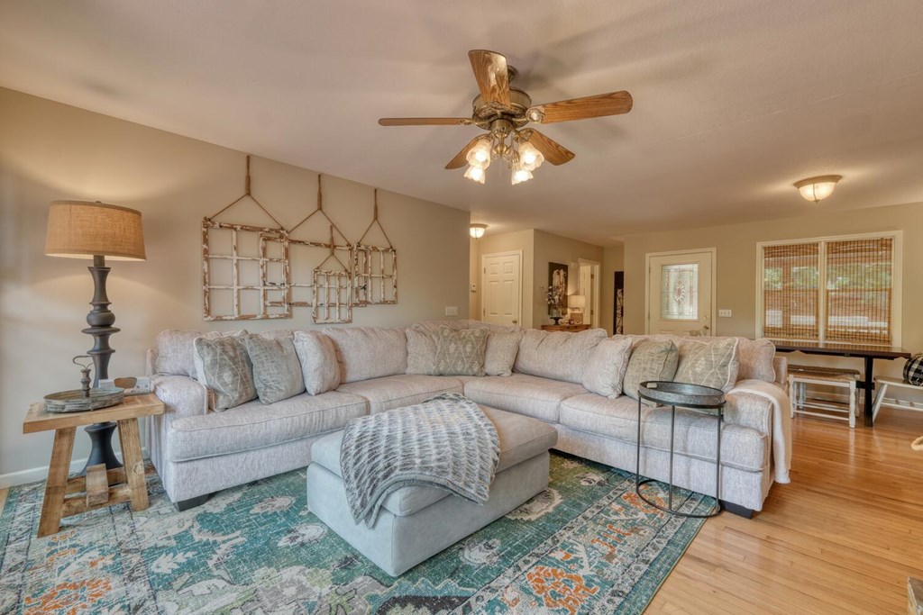 2333 Lovingood Road Hiawassee, GA 30546 - Photo 12 of 40 Gallery Image 12