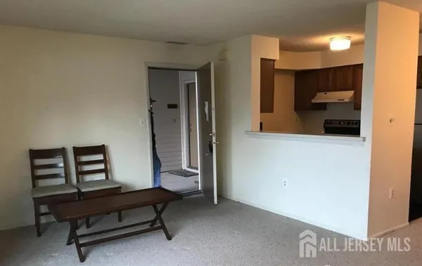 $1,750 | 1105 Aspen Drive, Plainsboro, NJ 08536